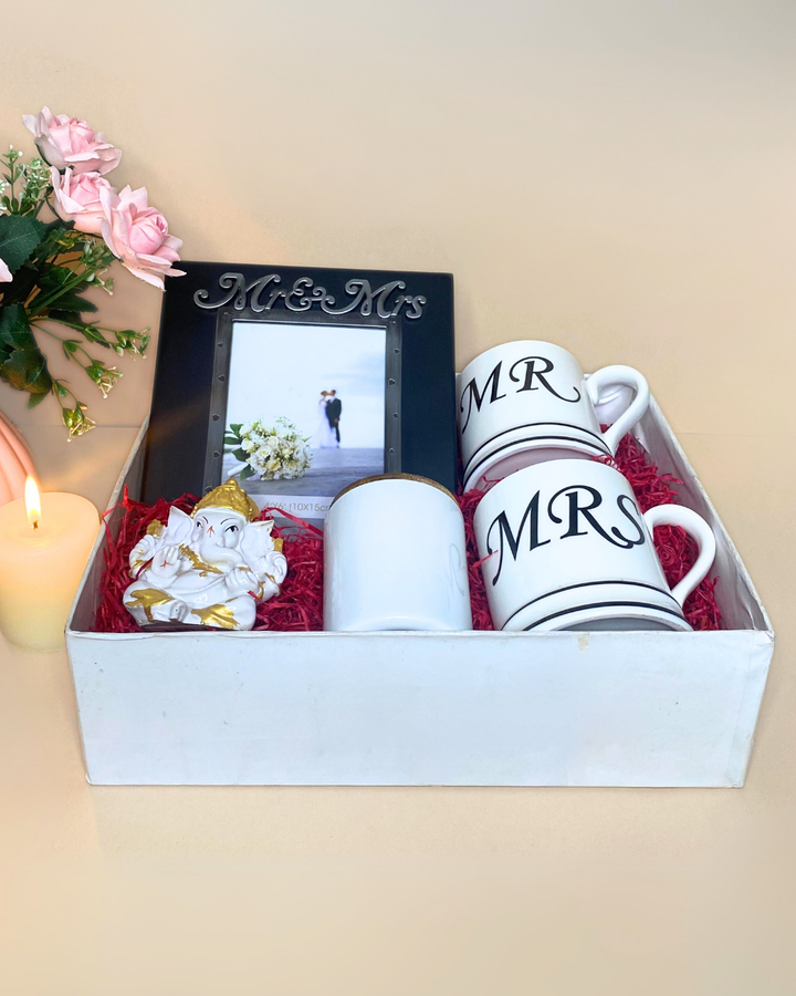 Anniversary (Gift Hampers)