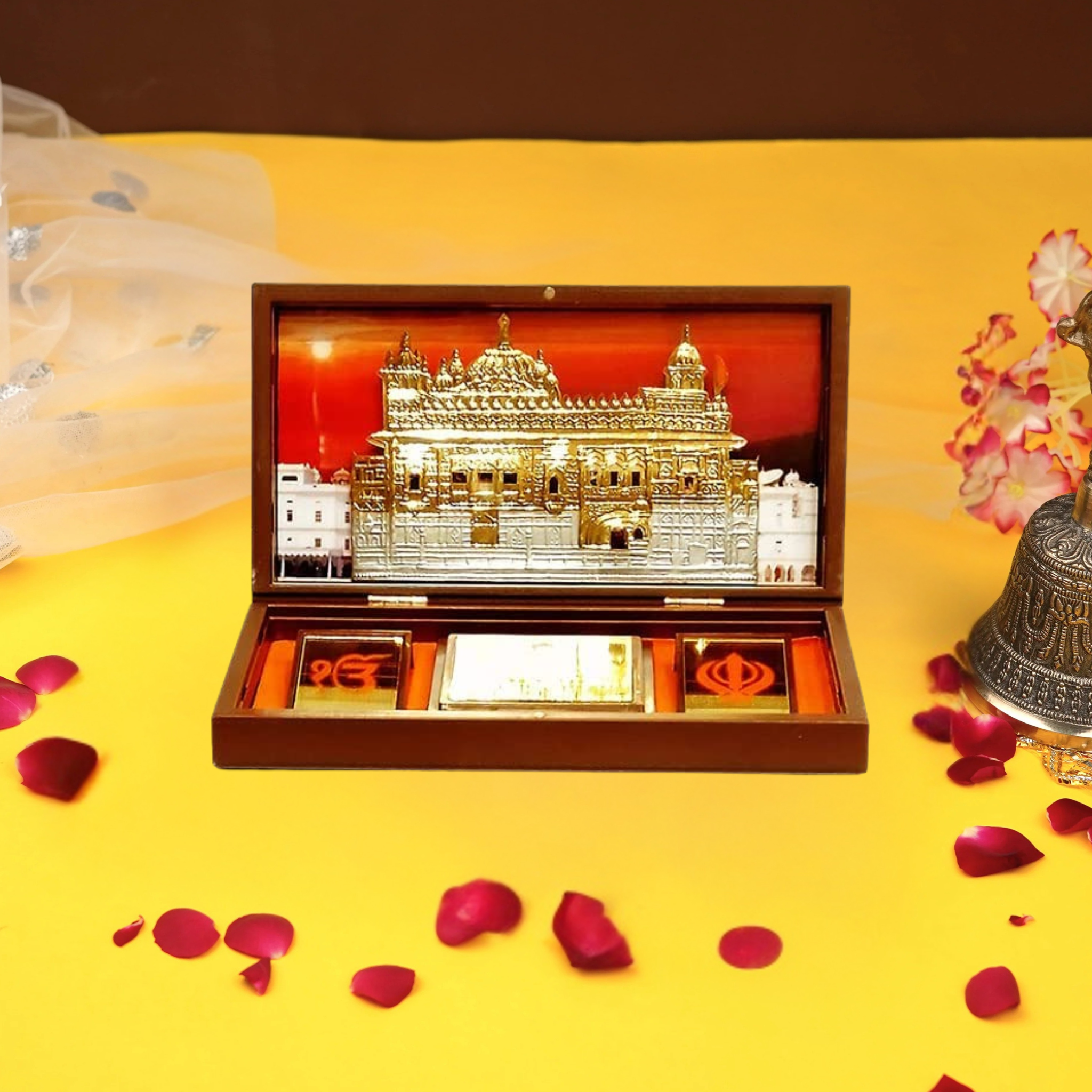 Satnam Shree Waheguru Figurines in Brown Box with Chandan Fragrance