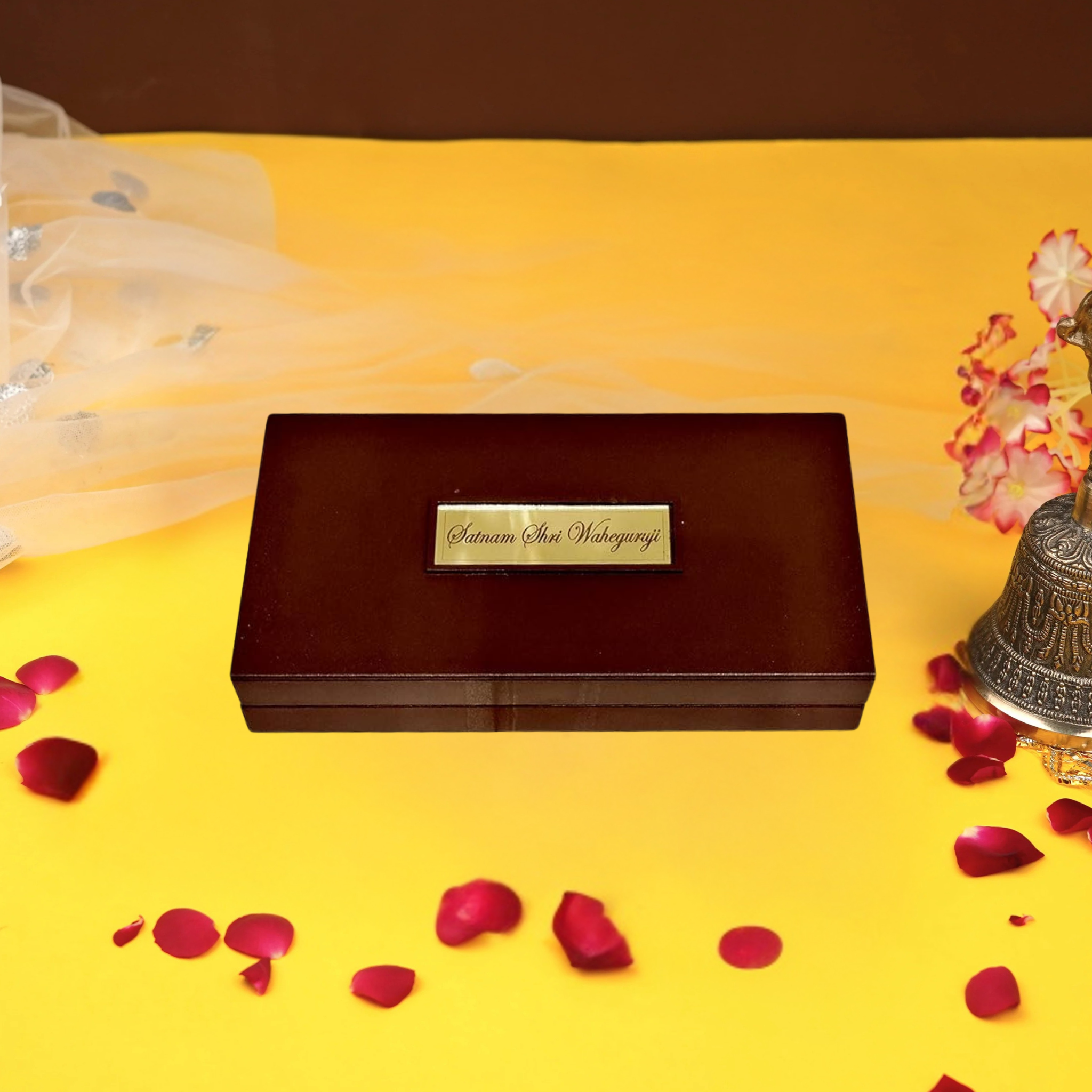 Satnam Shree Waheguru Figurines in Brown Box with Chandan Fragrance