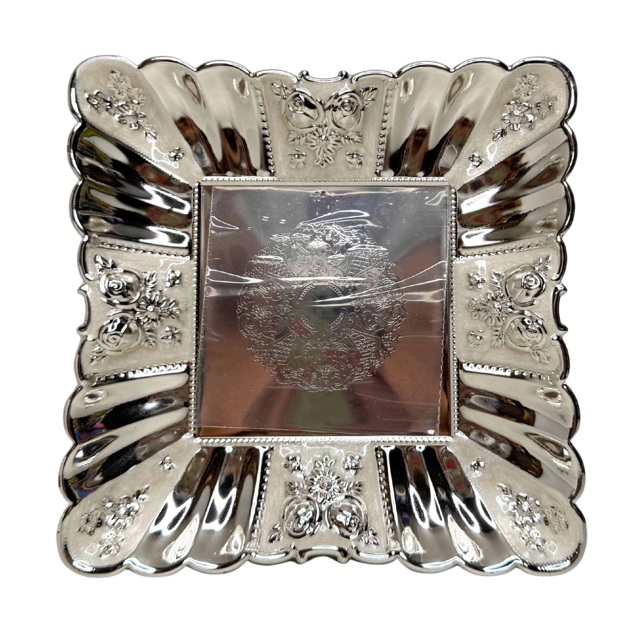 Bhaiya Bhabhi Gift Hamper Box with Greeting Card, Silver Tray , Bhaiya-Bhabhi Mug Set, Photo Frame, Rakhi & Lumba Set