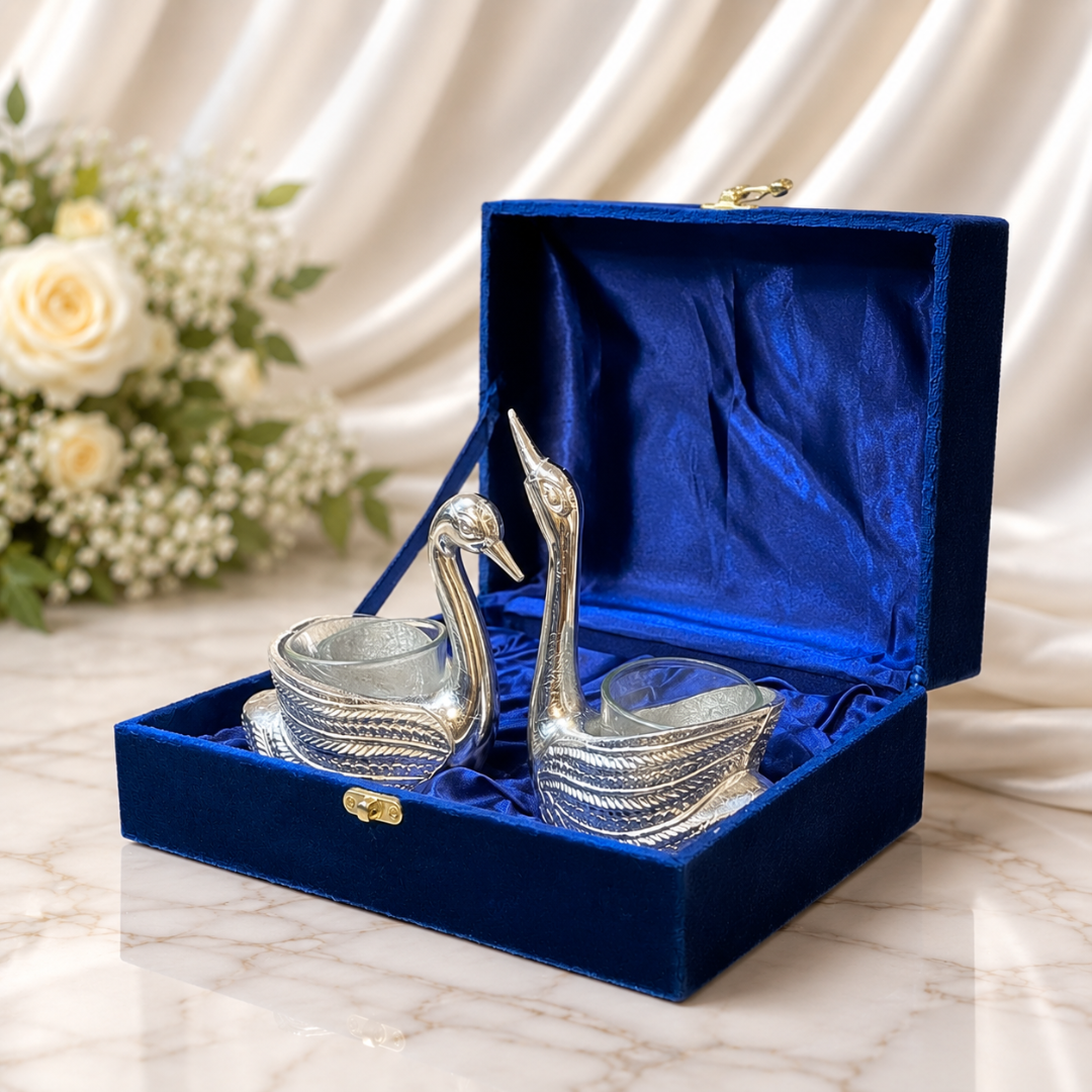 Silver-Plated Couple Swan Candle Holder Hamper with Velvet Gift Box