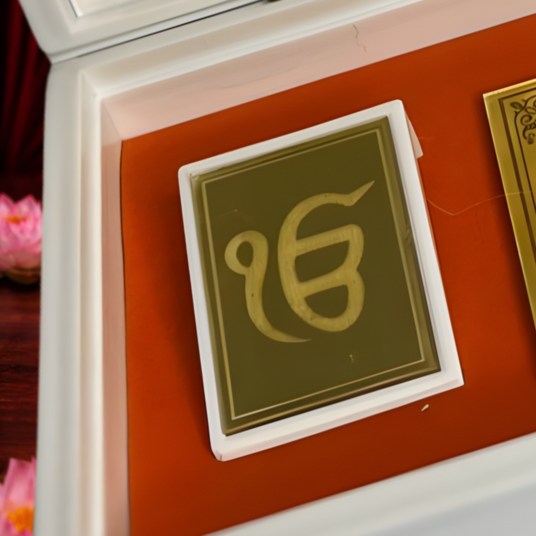 Gold Plated Ek Omkar Satnam Waheguru Golden Temple Figurine Spiritual Sikhism Gift with Chandan Fragrance, Khanda Sahib