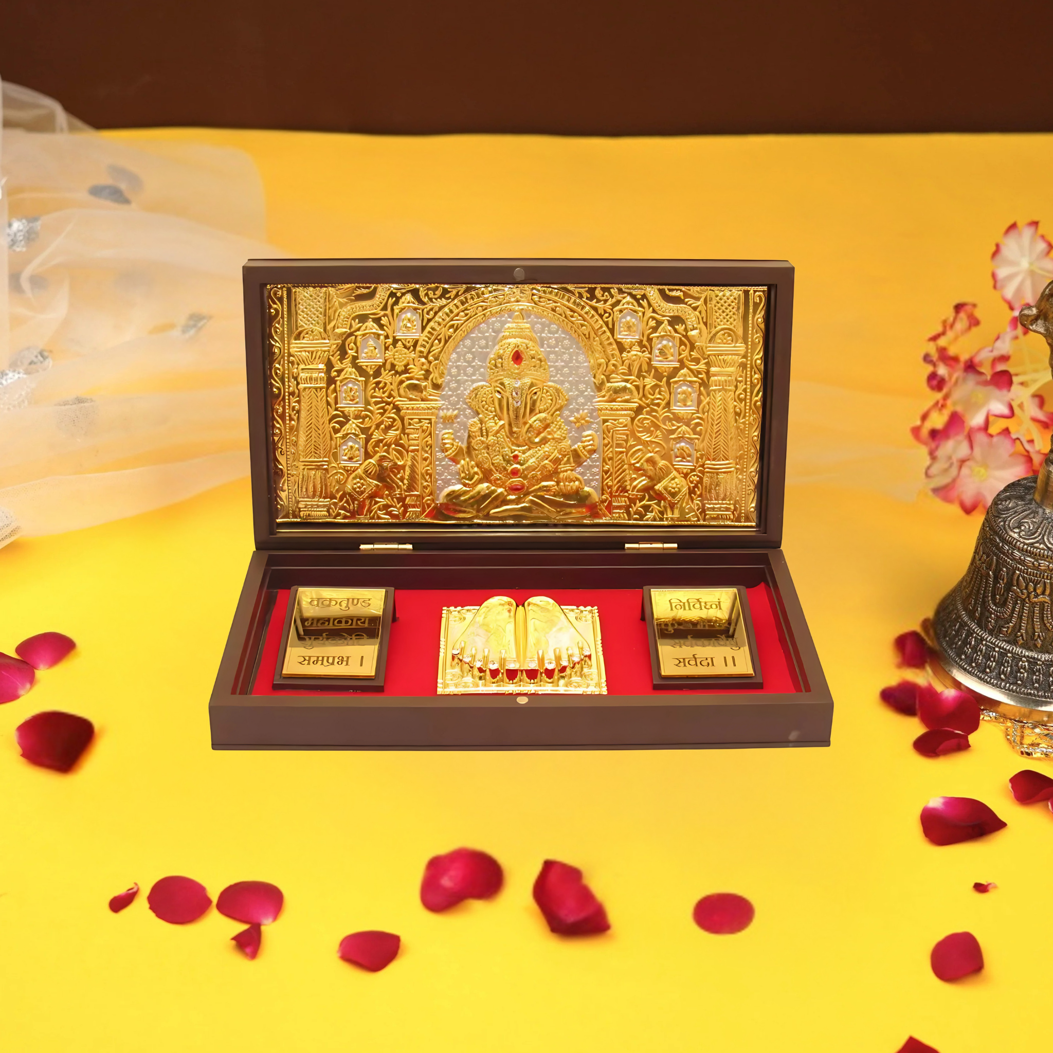 Shree Ganeshay Nameh Figurines in Box with Chandan Fragrance