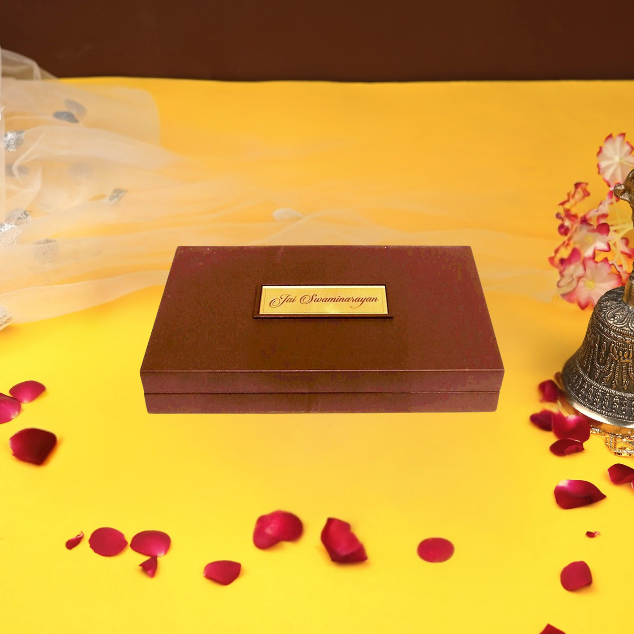 Jai Swaminarayan Figurines in Box with Chandan